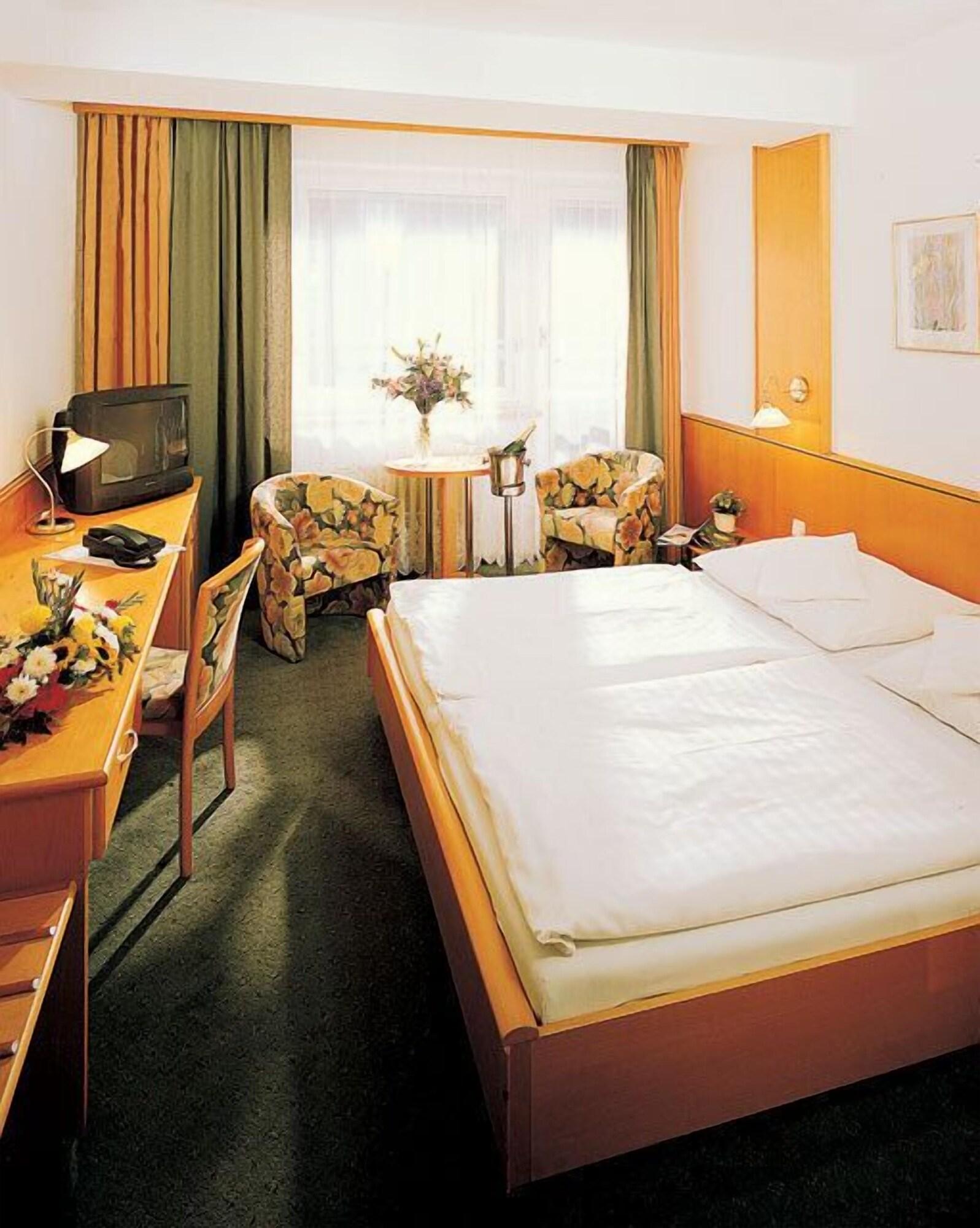 Hotel Monica Praag Buitenkant foto